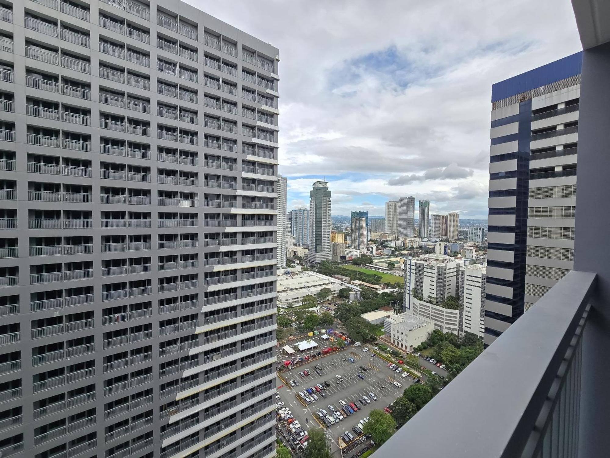 1Br Unit Condotel W Balcony Fame Residences #Fm64 Manila Eksteriør billede